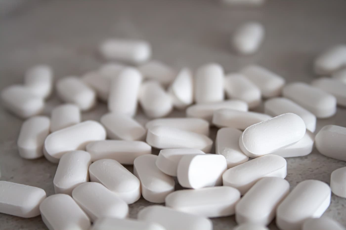 Case Study: Indonesian Pharma Passes BPOM with 12,000 Vials/h Eye Drop Line
